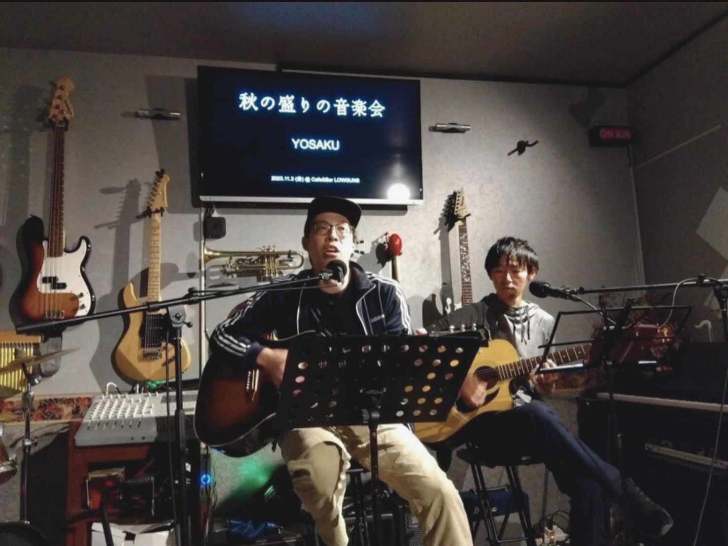 YOSAKU ライブ演奏風景 1